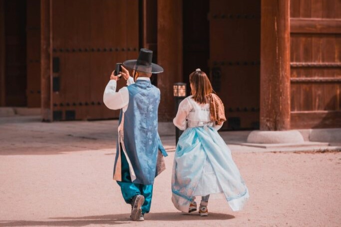 Viajes a Corea del Sur. Pareja coreana.
