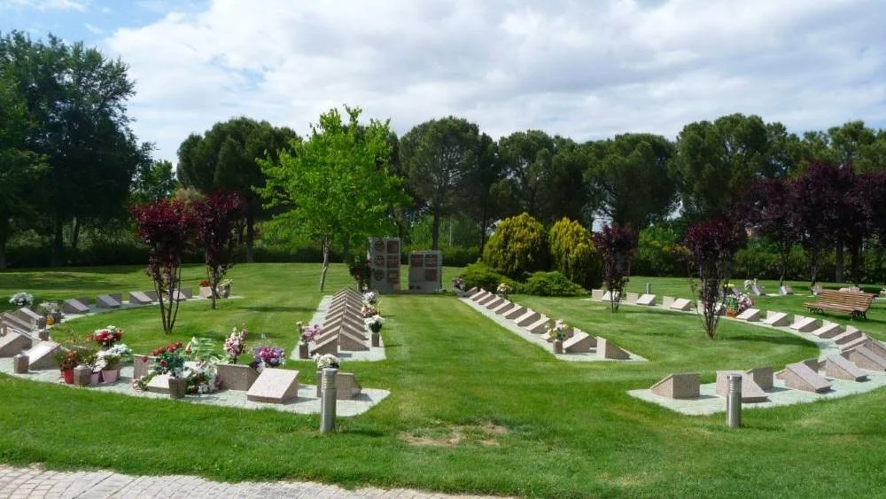 Concurso de Cementerios. Cementerio Jardín. Alcalá de Henares