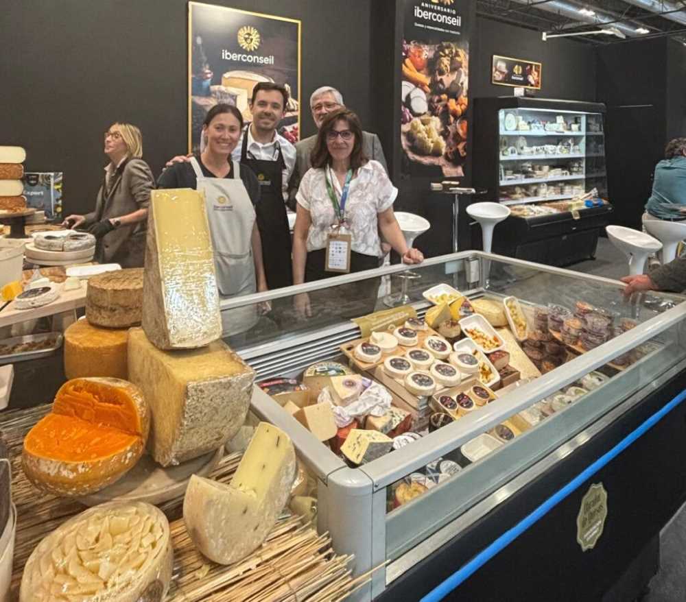 Expositor de Quesos en el Festival del Queso