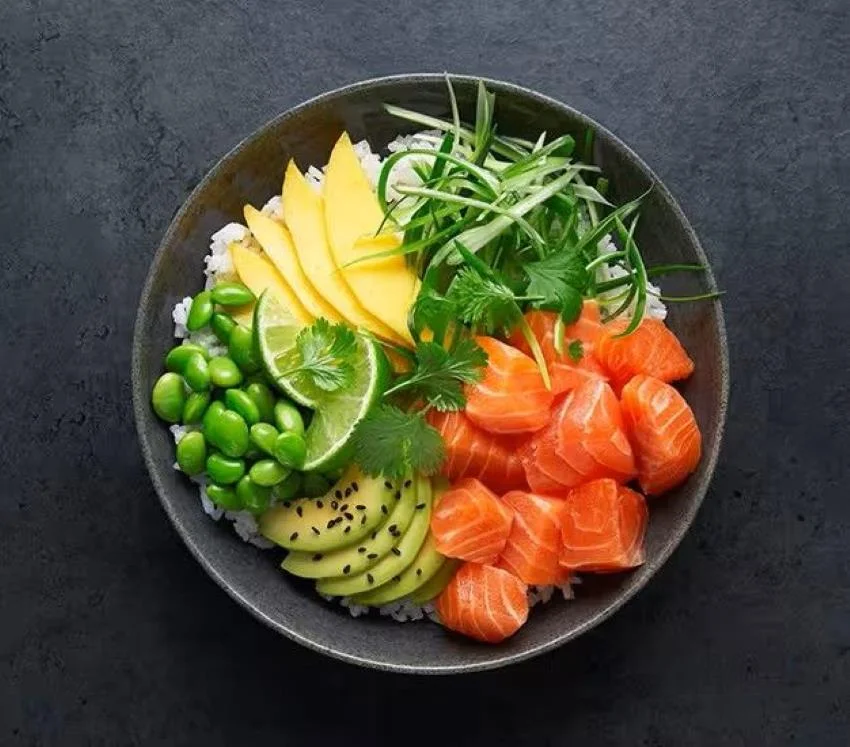 Salmon de Noruega el ingrediente estrella del mejor poke