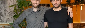 Niccolò y Alessandro encargados de La Milanese, Milanesa Gourmet