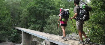Senderistas en la Senda Pirenaica GR11