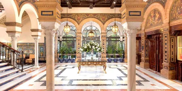 Alfonso XIII, Sevilla