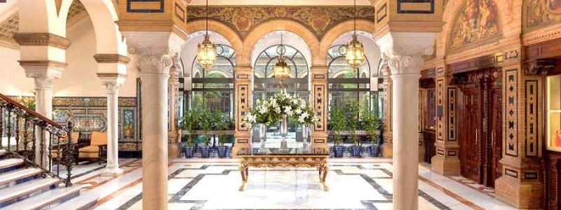 Alfonso XIII, Sevilla
